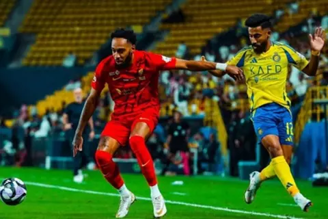 منذ أكثر من 20 عامًا.. ماذا قدم أوباميانج في 7 محطات فرنسية قبل مارسيليا؟